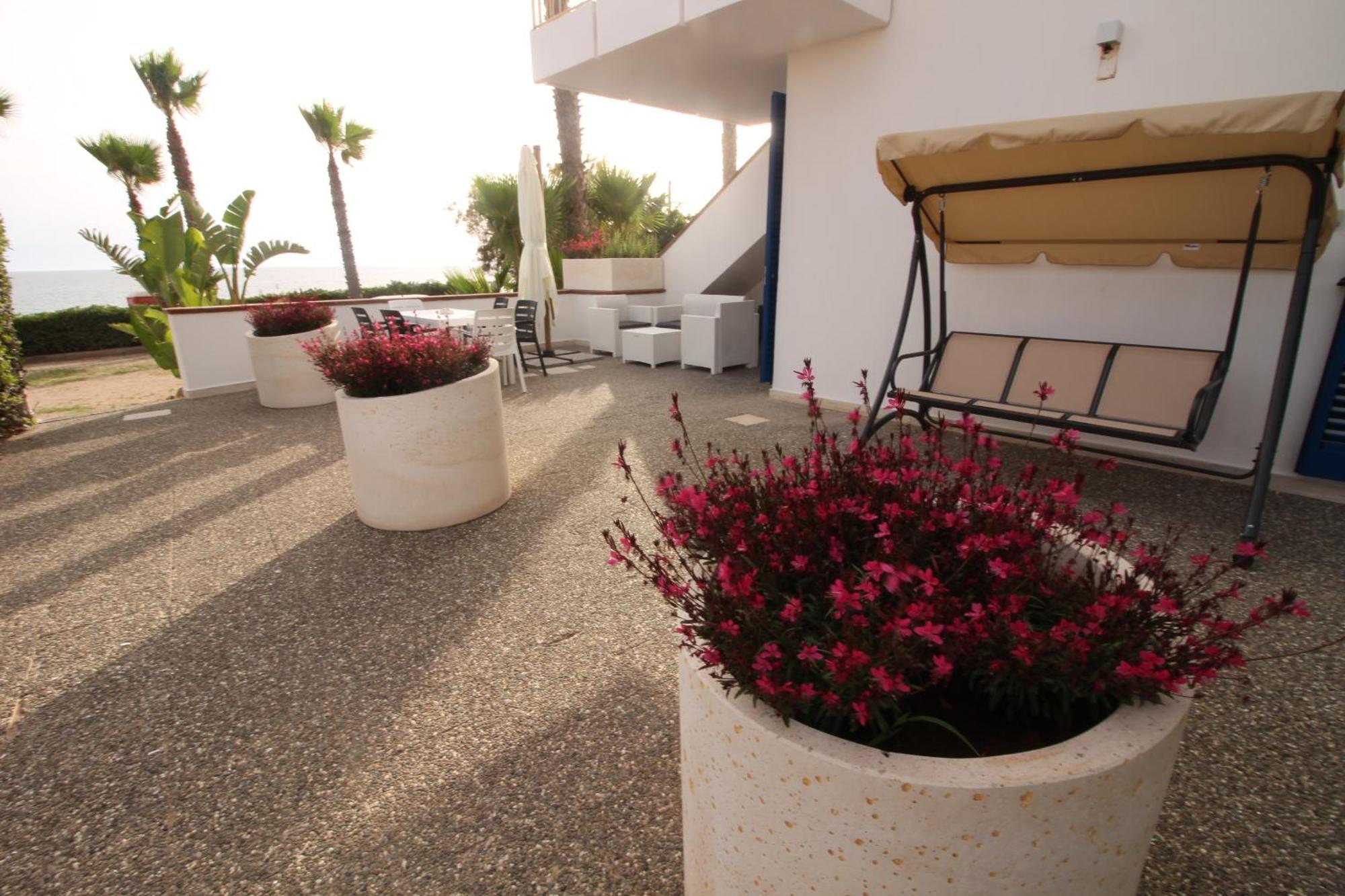 Residence Mare Azzurro Torre San Giovanni Ugento Εξωτερικό φωτογραφία